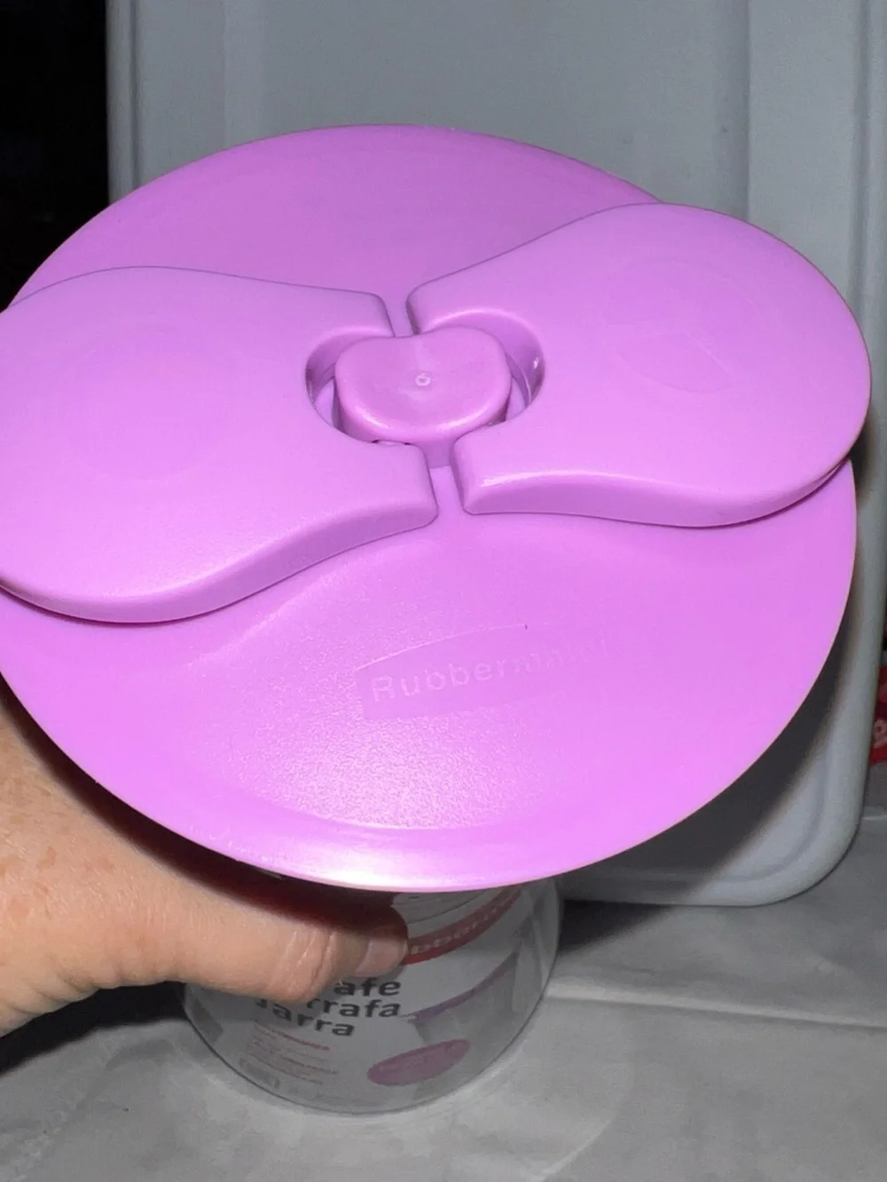 NEW Rubbermaid 2 Qt Carafe Pitcher Purple Limited Edition BPA Free Dishwasher